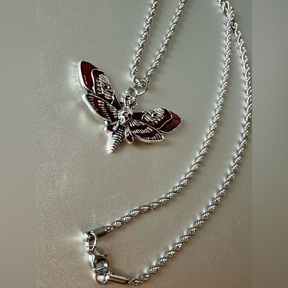 Vintage Butterfly Skull Decor Clavicle Chain Halloween Punk Pendant Necklace New - Picture 7 of 8